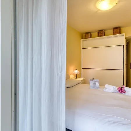 Garden View Daturas - Happy Apartman