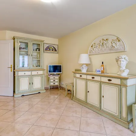 Garden View Daturas - Happy 公寓 *