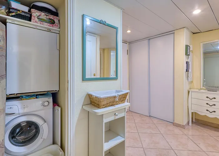 Garden View Daturas - Happy